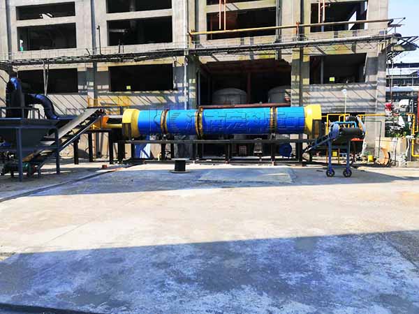 發(fā)往湖北1.2&times;10米的化工污泥烘干機現(xiàn)場