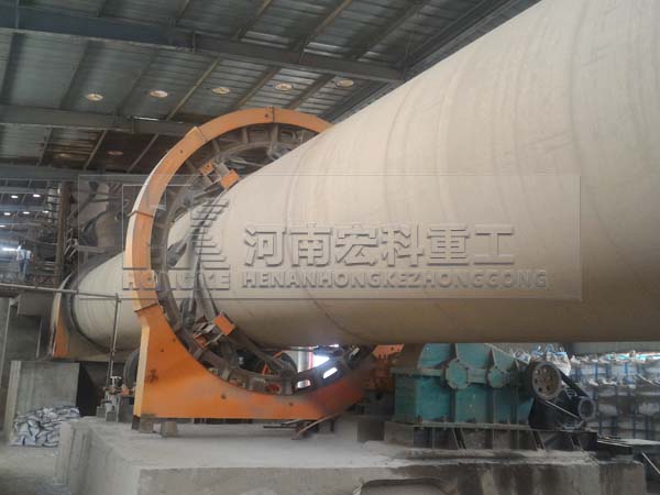 關于回轉窯設備的高效生產，操作工被賦予了什么職責